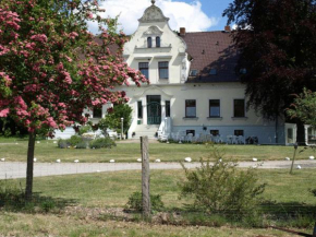 Hotel Pension Gutshaus Neu Wendorf, Sanitz